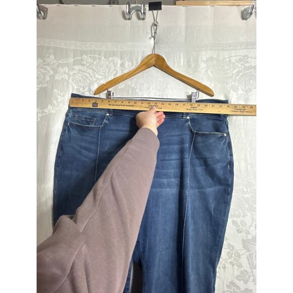 Lane Bryant Jeans 26 SHORT High Rise Flare Tighter Tummy Blue Denim - Picture 5 of 13